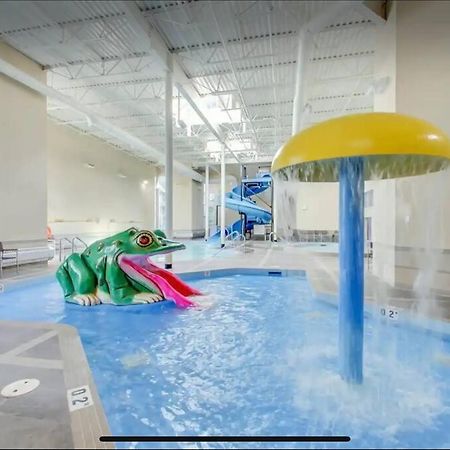 Cozy One Bedroom Condo With Indoor Pool And Hottub Канмор Экстерьер фото
